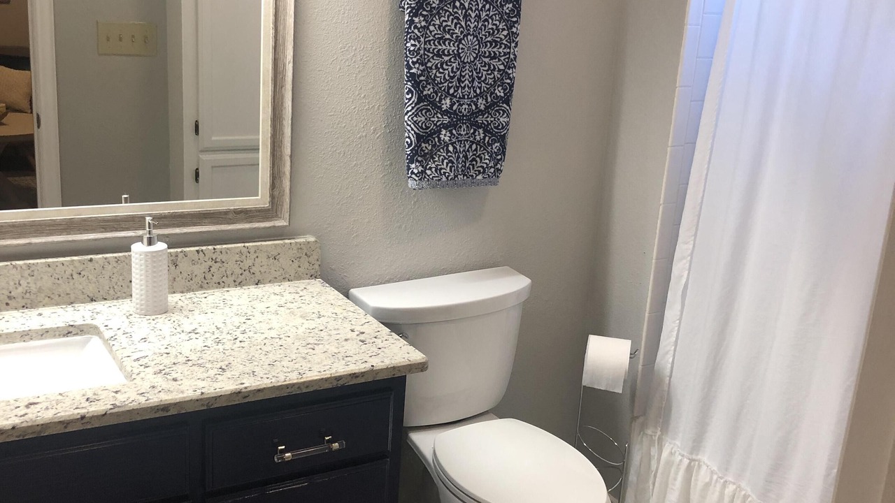 Photo of Bathroom in Vance Jackson