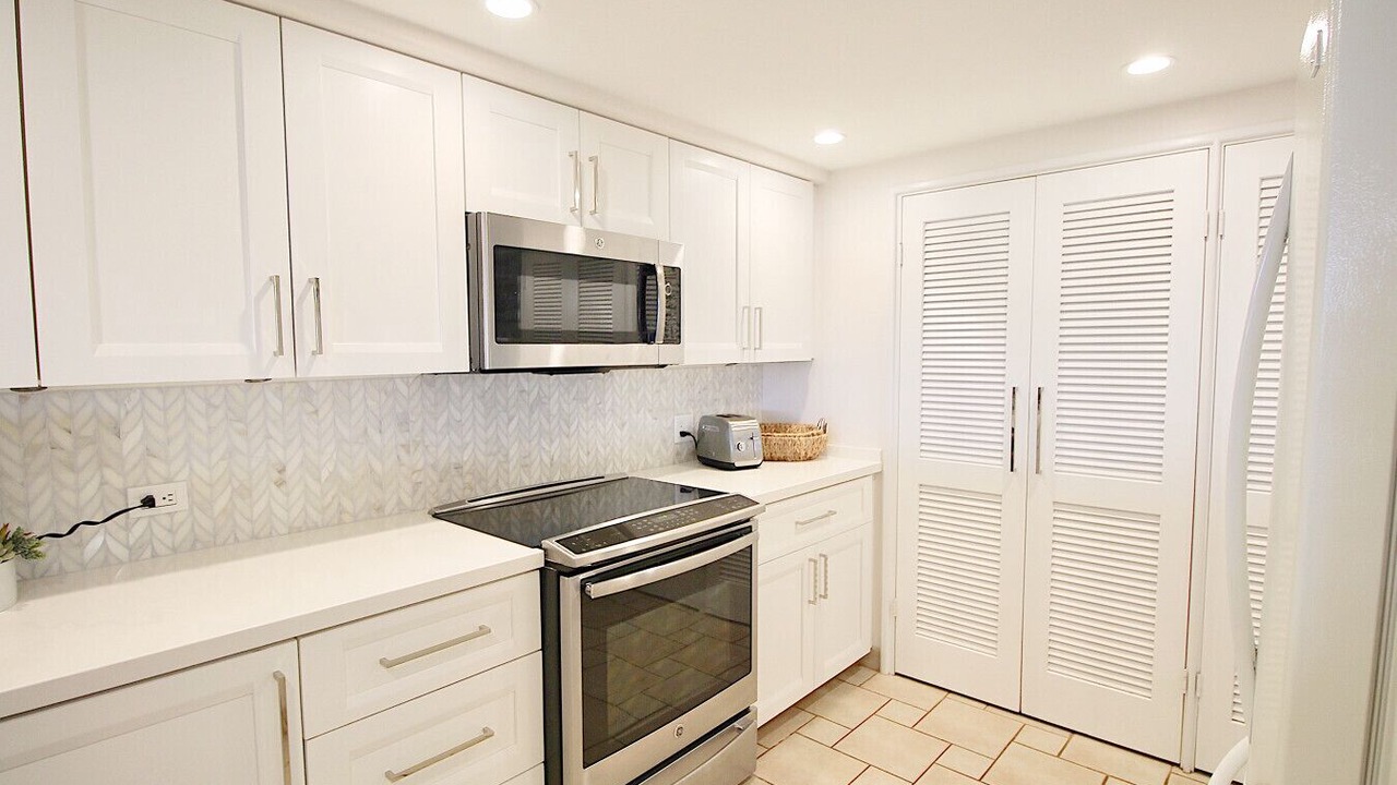 Photo of Kitchen in Kaanapali