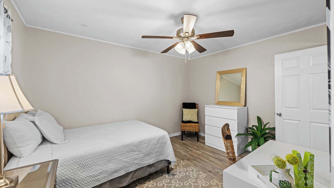 Photo of Bedroom in The Colony