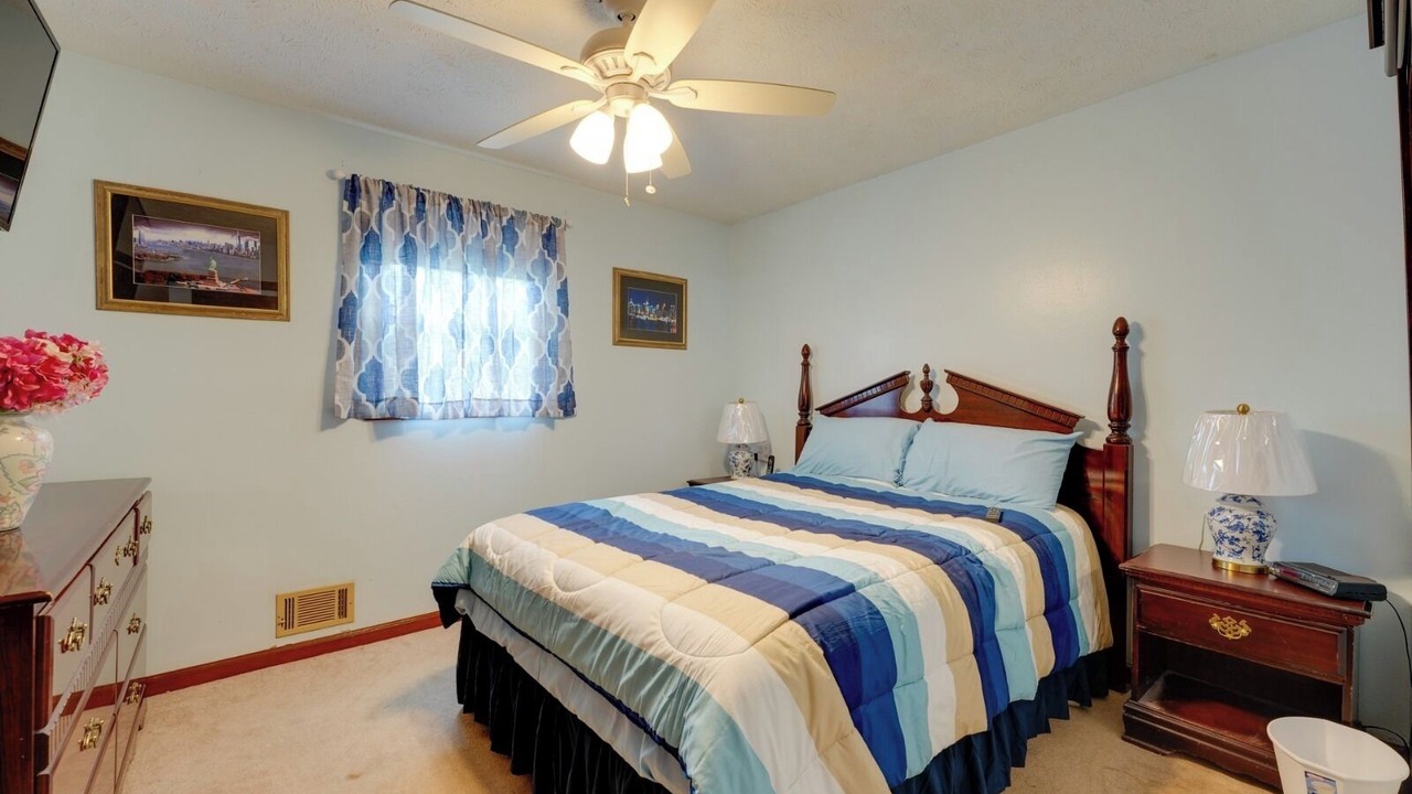 Photo of Bedroom in Smyrna