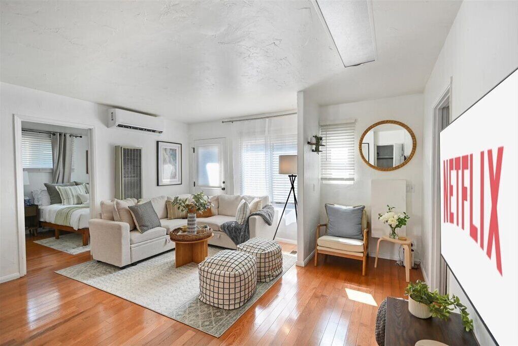 Photo of Livingroom in Bankers Hill