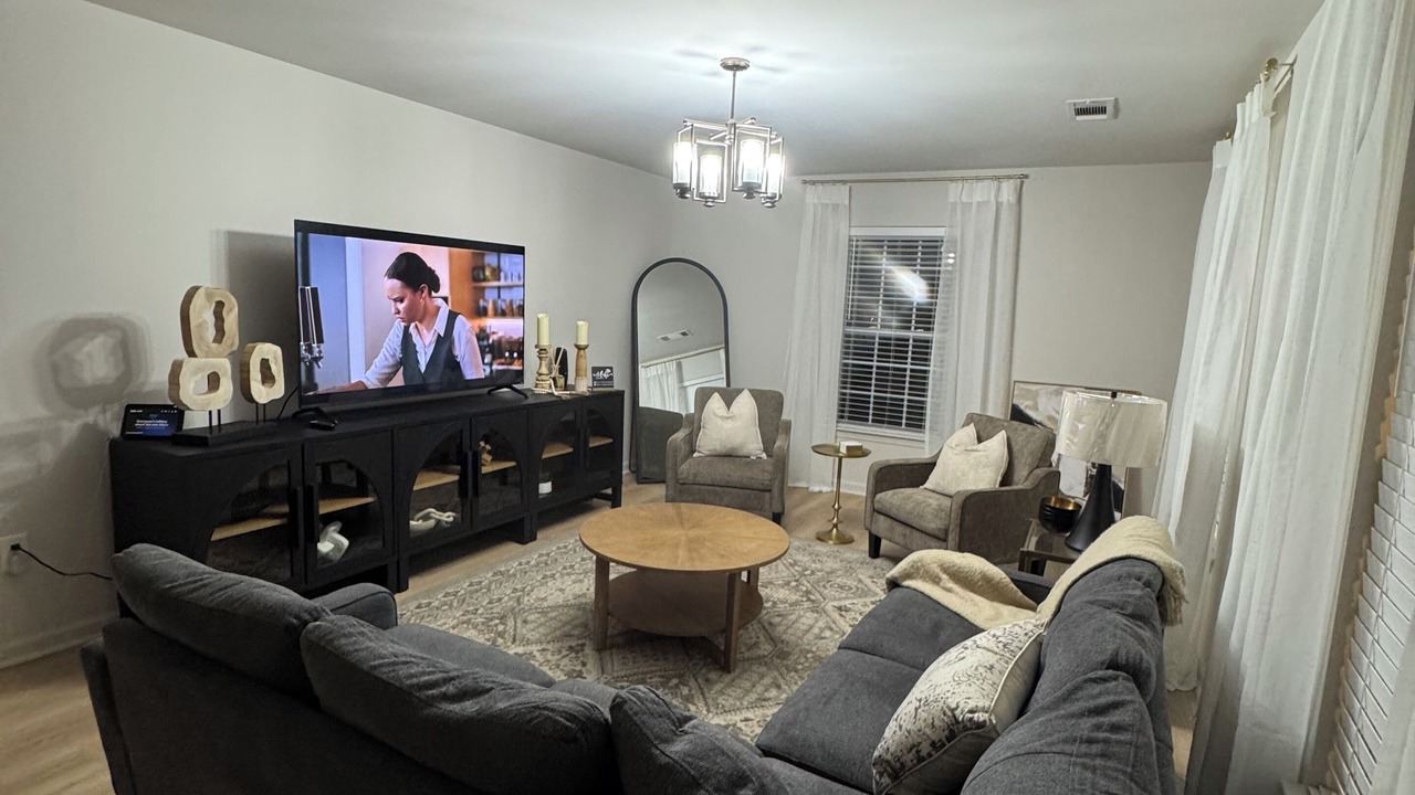 Photo of Livingroom in Smyrna