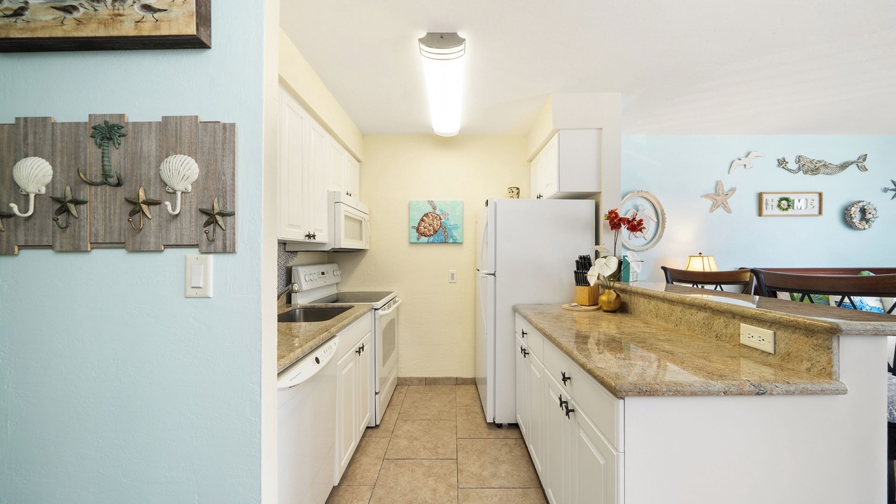 Photo of Kitchen in Historic Lahaina Front Street