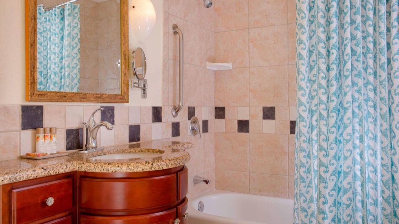 Photo of Bathroom in Ko Olina