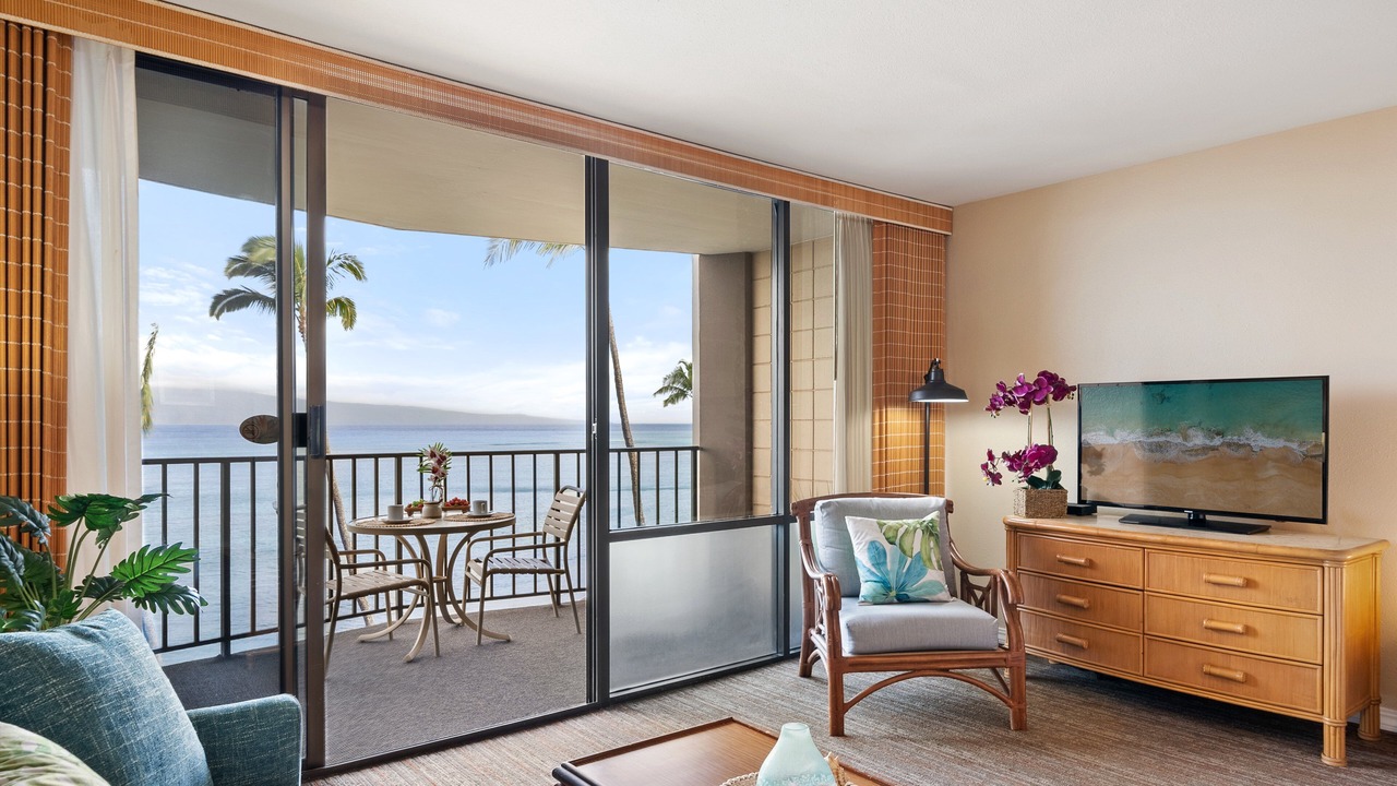Photo of Livingroom in Kahana