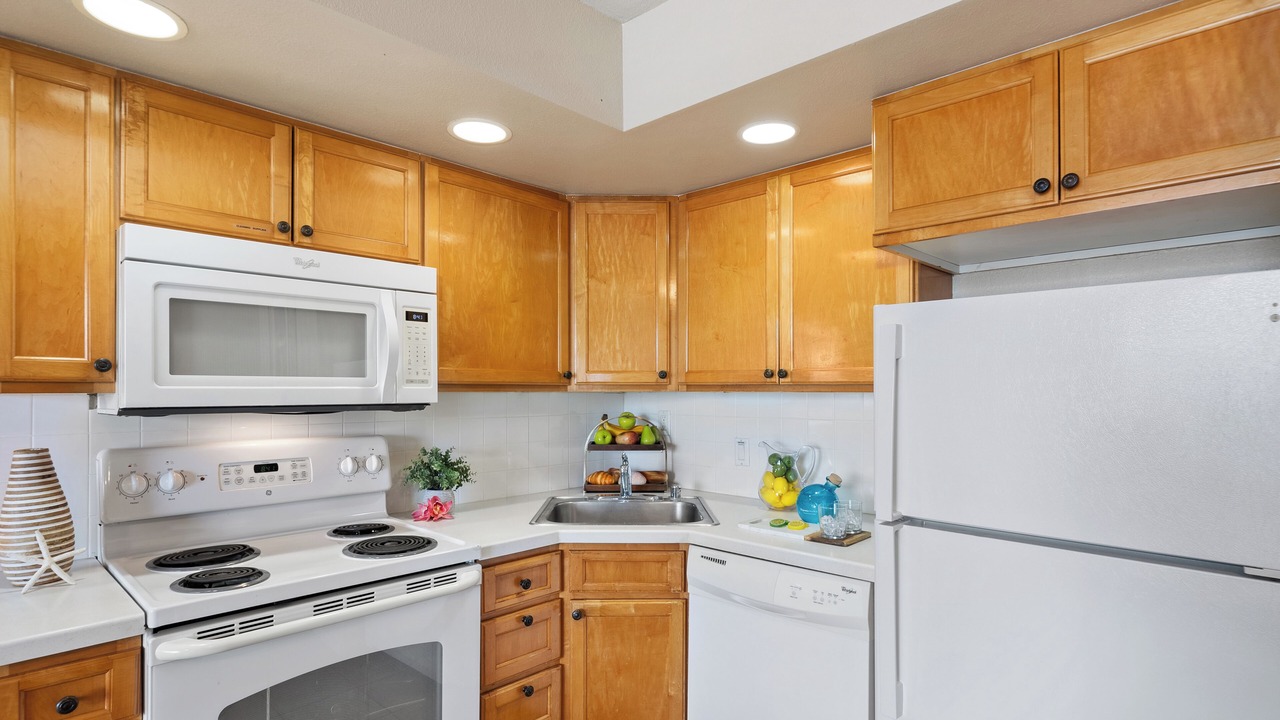 Photo of Kitchen in Kahana