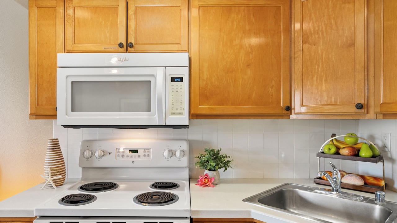 Photo of Kitchen in Kahana