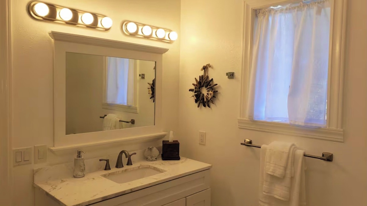 Photo of Bathroom in Kapoho