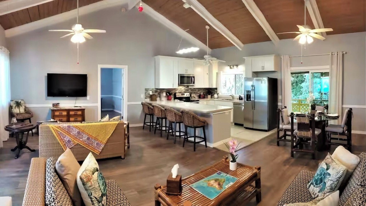 Photo of Livingroom in Kapoho