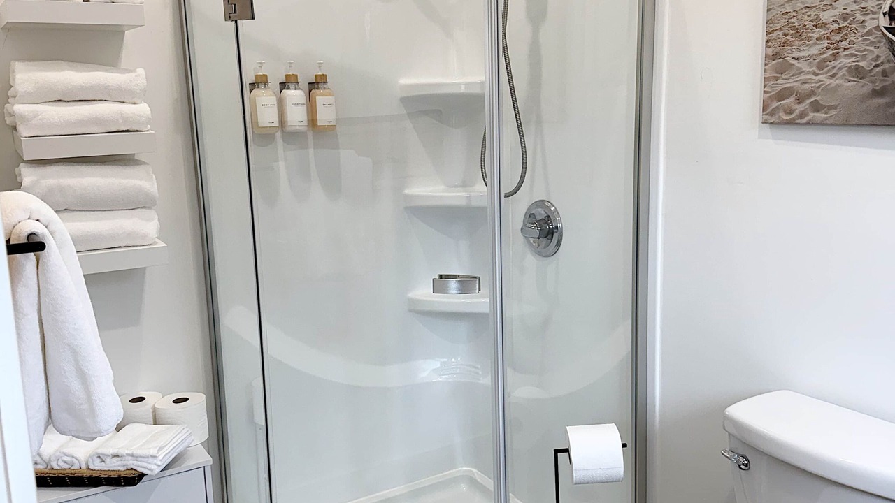 Photo of Bathroom in Diamond Ridge