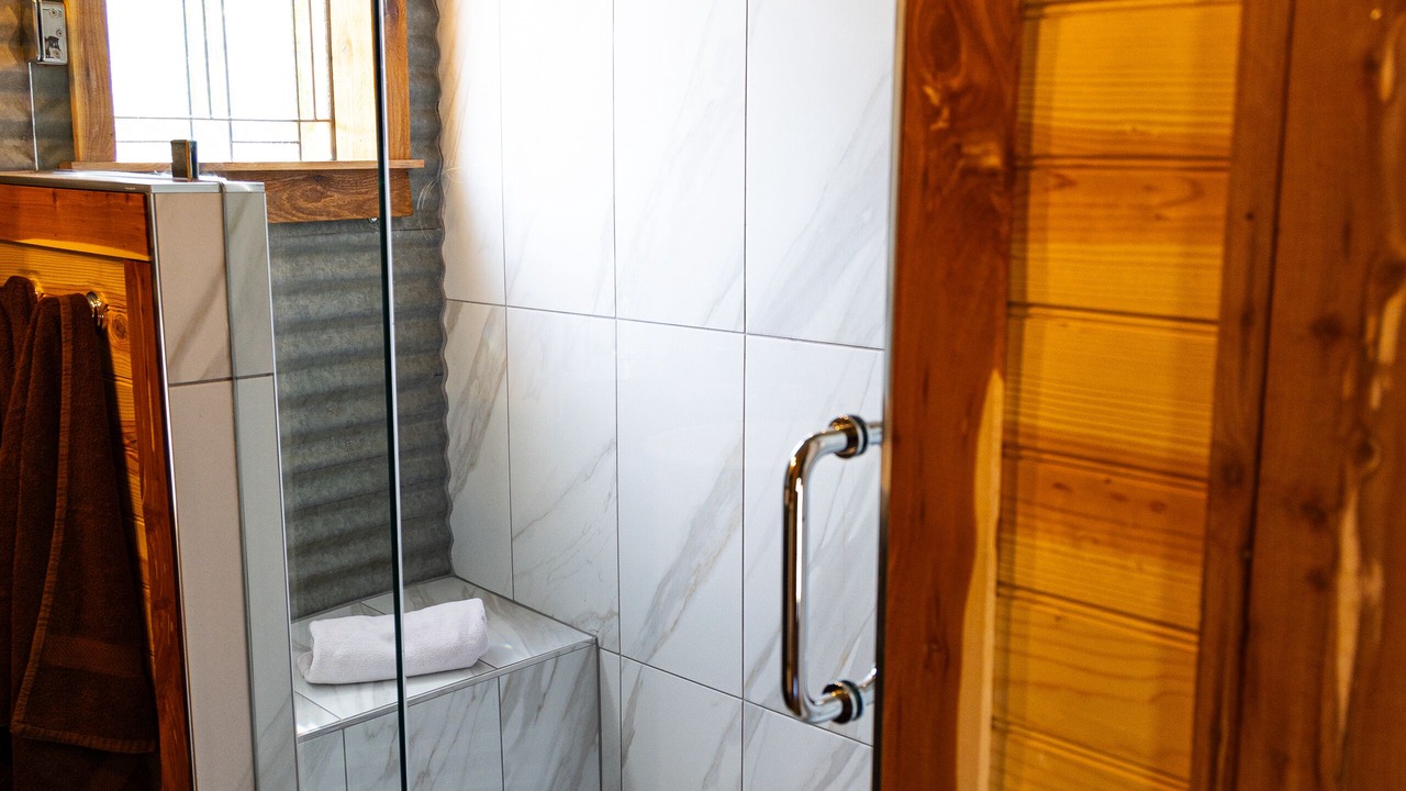 Photo of Bathroom in Valley View