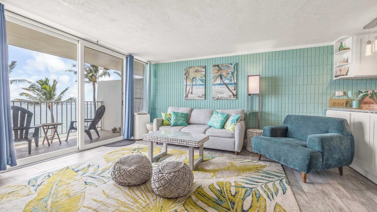 Photo of Livingroom in Punaluu