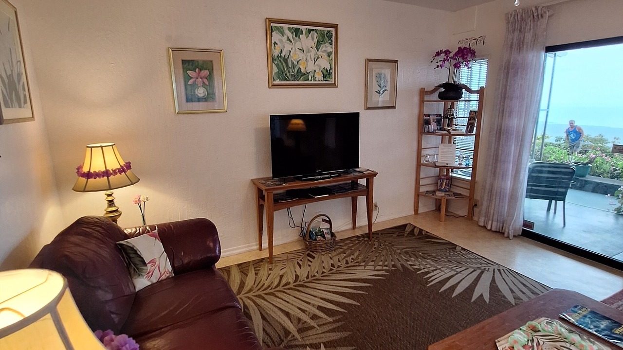Photo of Livingroom in Honaunau-Napoopoo