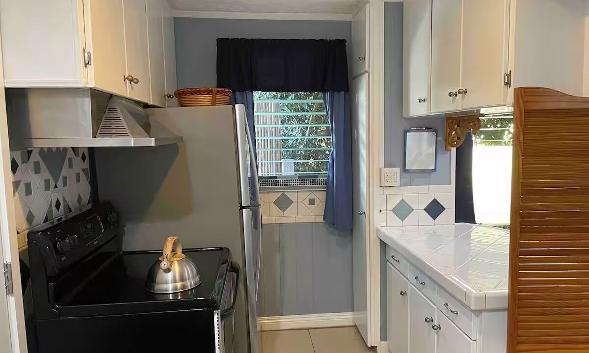 Photo of Kitchen in McCully - Moiliili