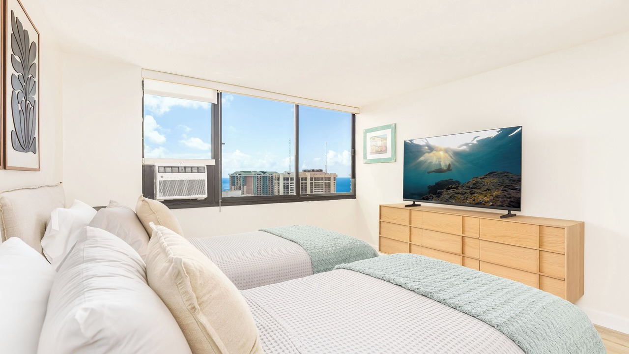 Photo of Bedroom in Waikiki