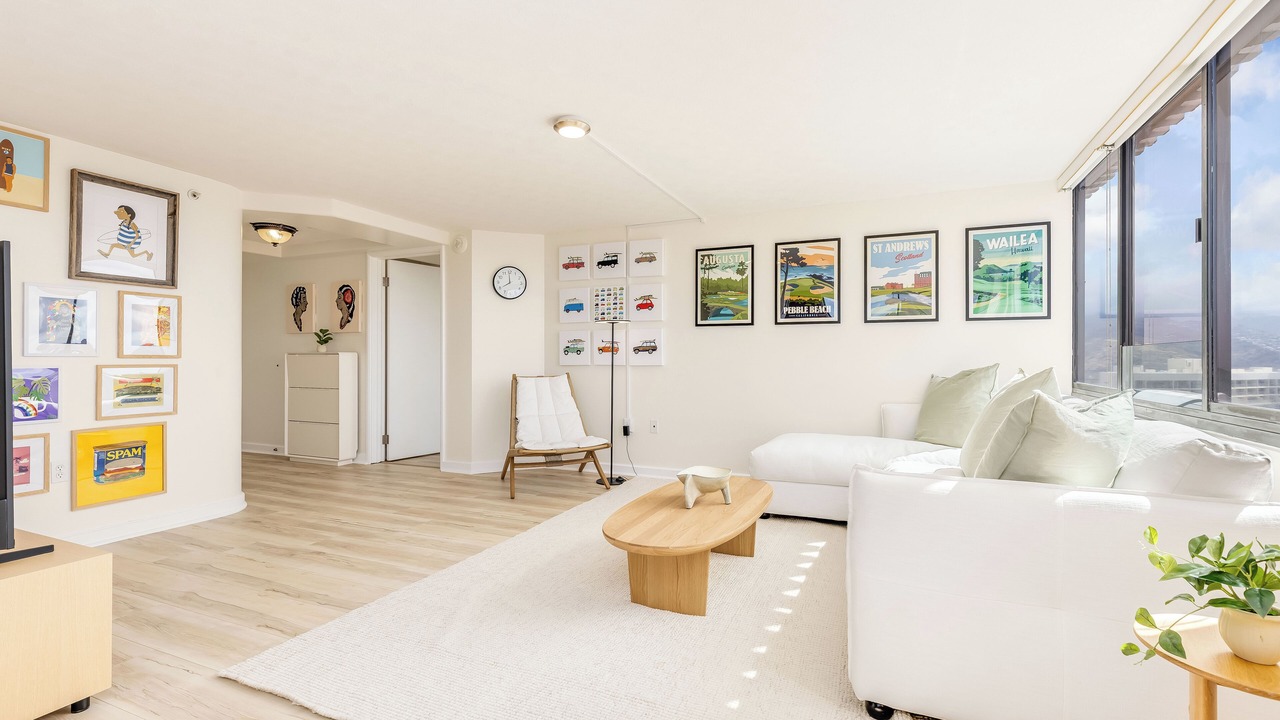 Photo of Bedroom in Waikiki