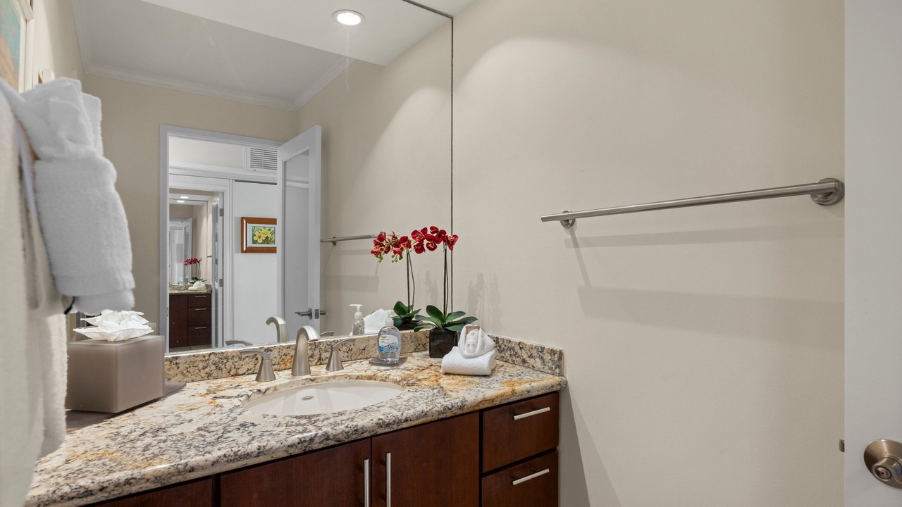 Photo of Bathroom in Lahaina