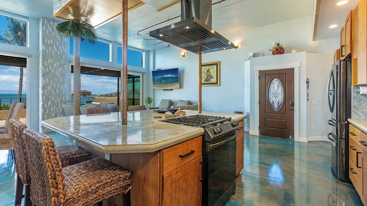 Photo of Kitchen in Maalaea
