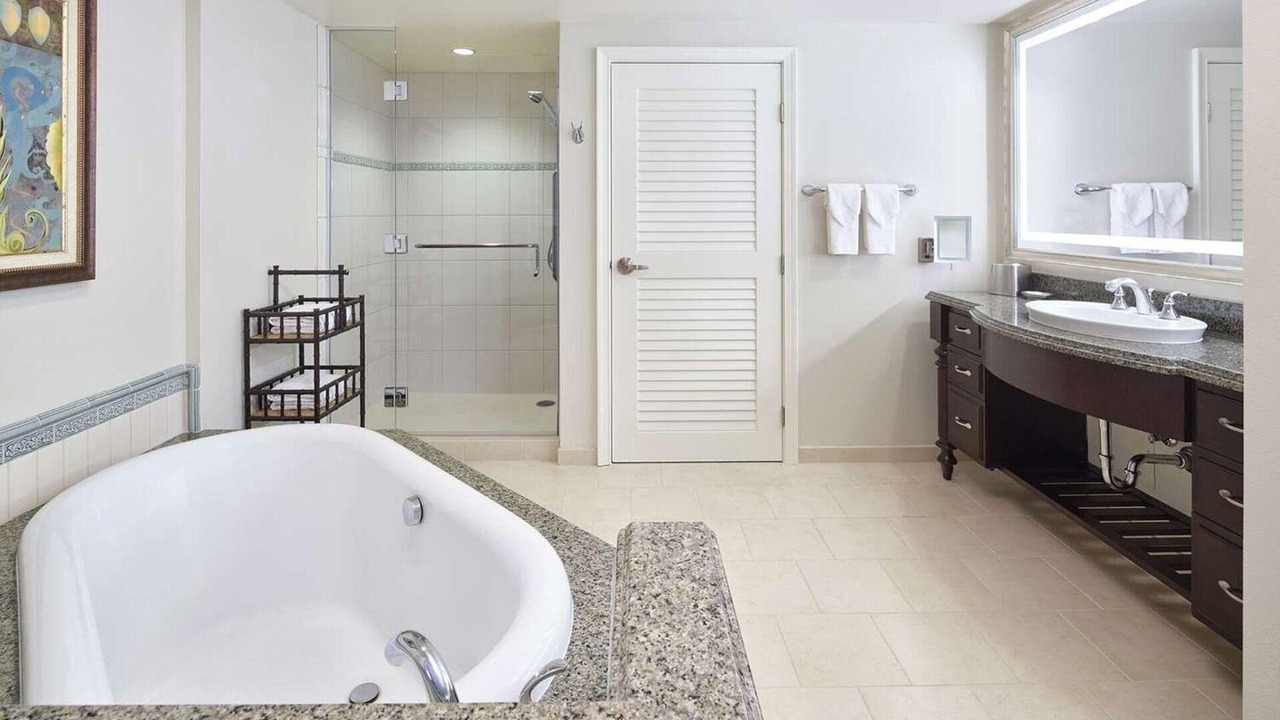 Photo of Bathroom in Waikiki