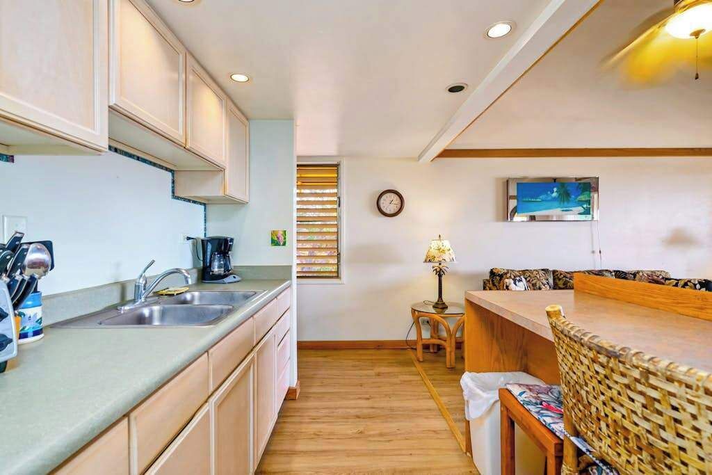 Photo of Kitchen in Maunaloa