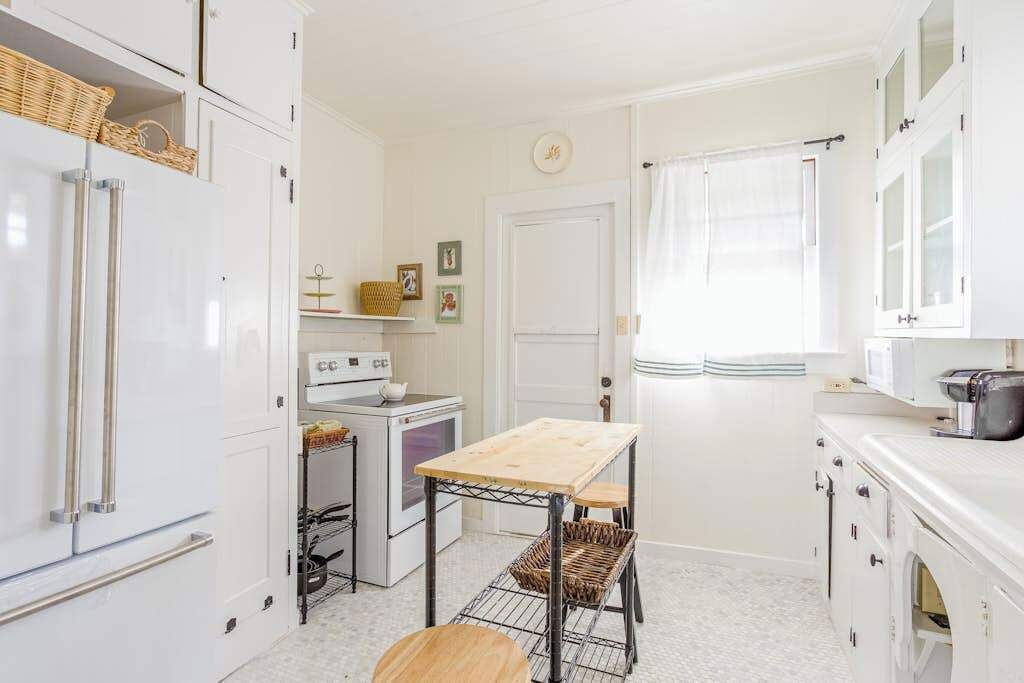 Photo of Kitchen in Diamond Head - Kapahulu - St. Louis