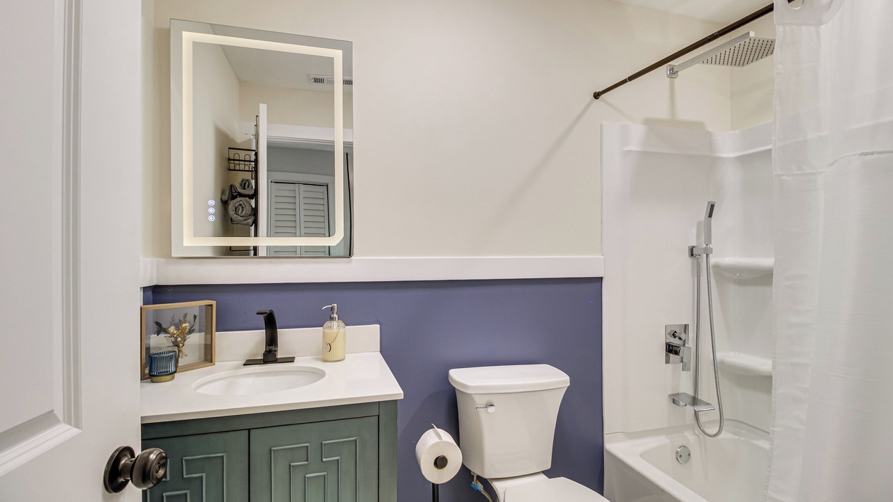 Photo of Bathroom in Smyrna