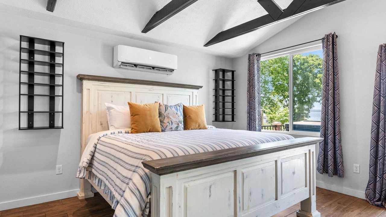 Photo of Bedroom in Big Cedars