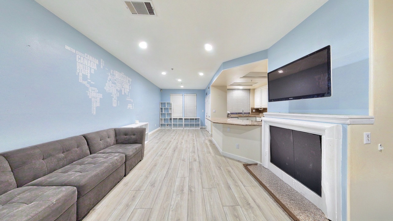 Photo of Livingroom in Anaheim Resort