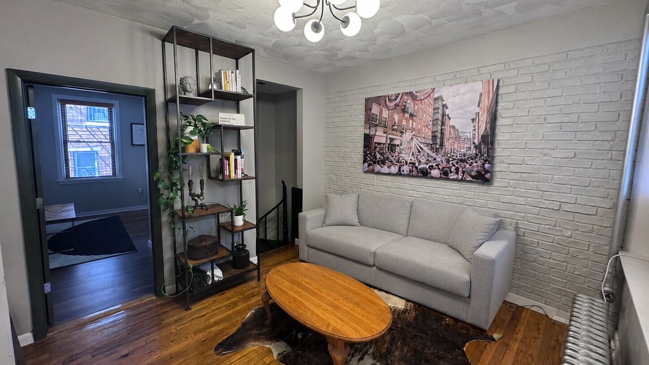 Photo of Livingroom in North End