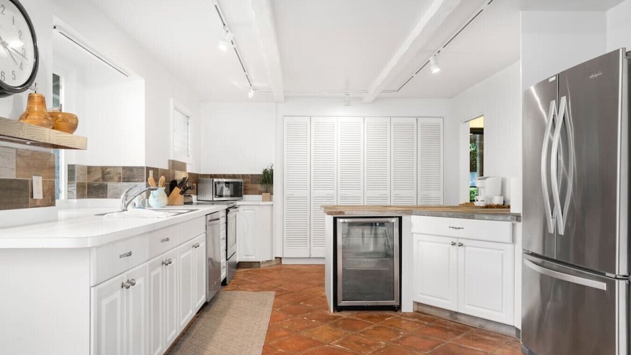 Photo of Kitchen in Portlock