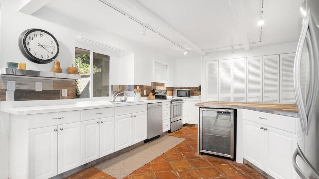 Photo of Kitchen in Portlock