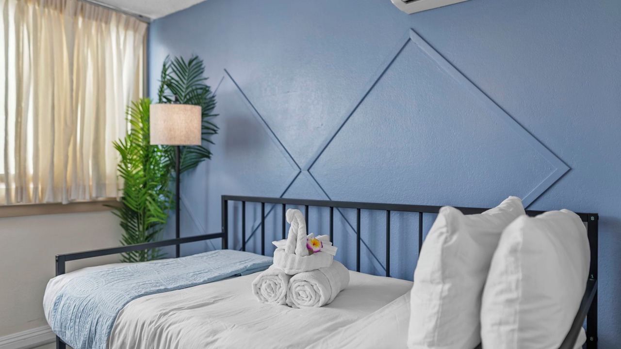 Photo of Bedroom in Diamond Head - Kapahulu - St. Louis