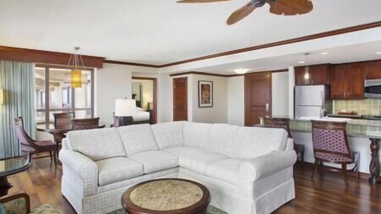 Photo of Livingroom in Waikiki