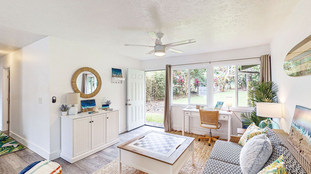 Photo of Livingroom in Kapoho