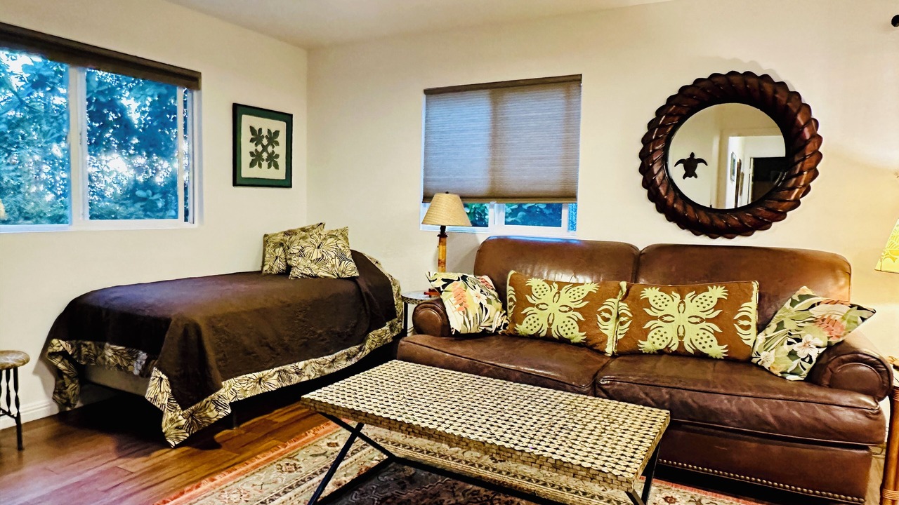 Photo of Livingroom in Historic Kailua Village