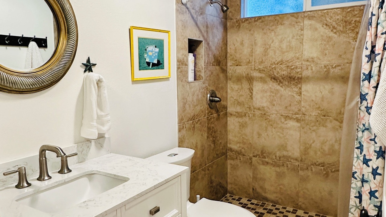 Photo of Bathroom in Historic Kailua Village