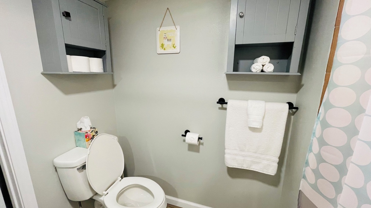 Photo of Bathroom in Garfield
