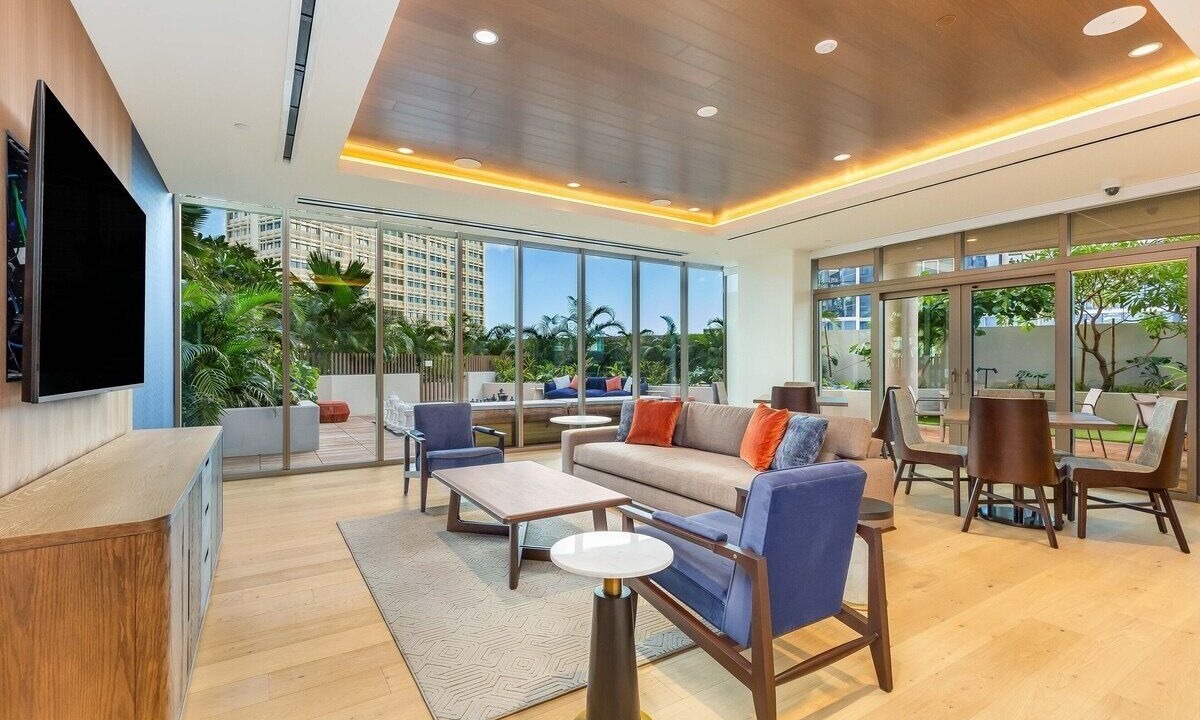 Photo of Livingroom in Ala Moana