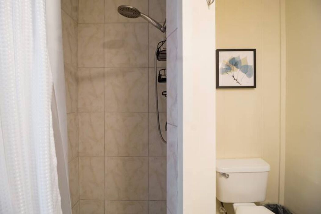Photo of Bathroom in Makiki