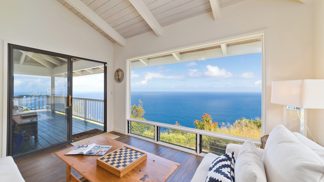 Photo of Livingroom in Waipio