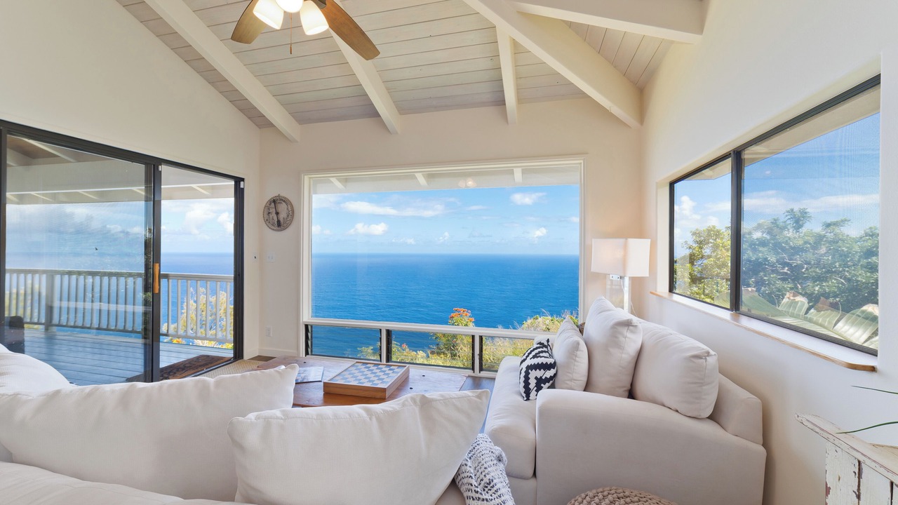 Photo of Livingroom in Waipio