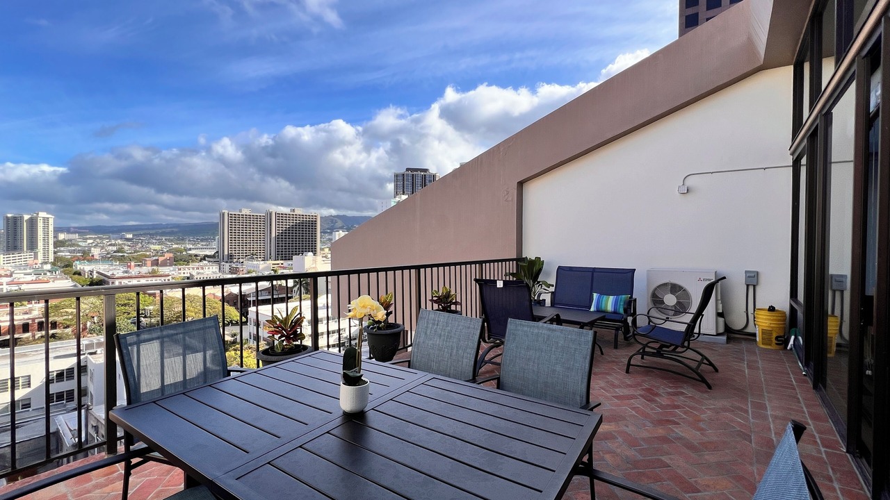 Photo of Outdoor in Downtown Honolulu