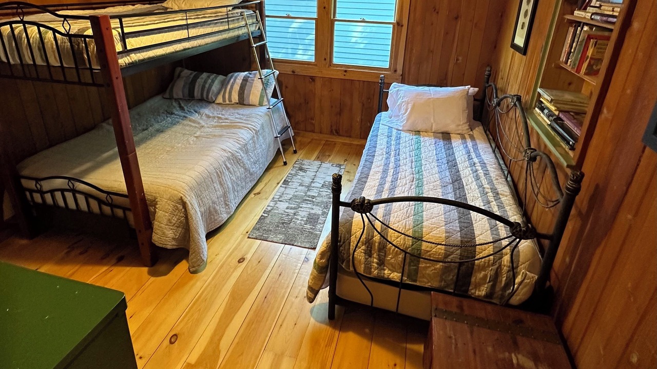 Photo of Bedroom in Harbert