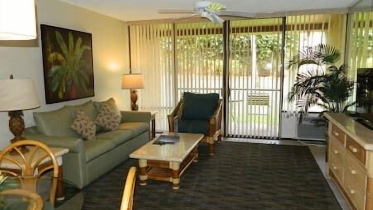 Photo of Livingroom in Kahana