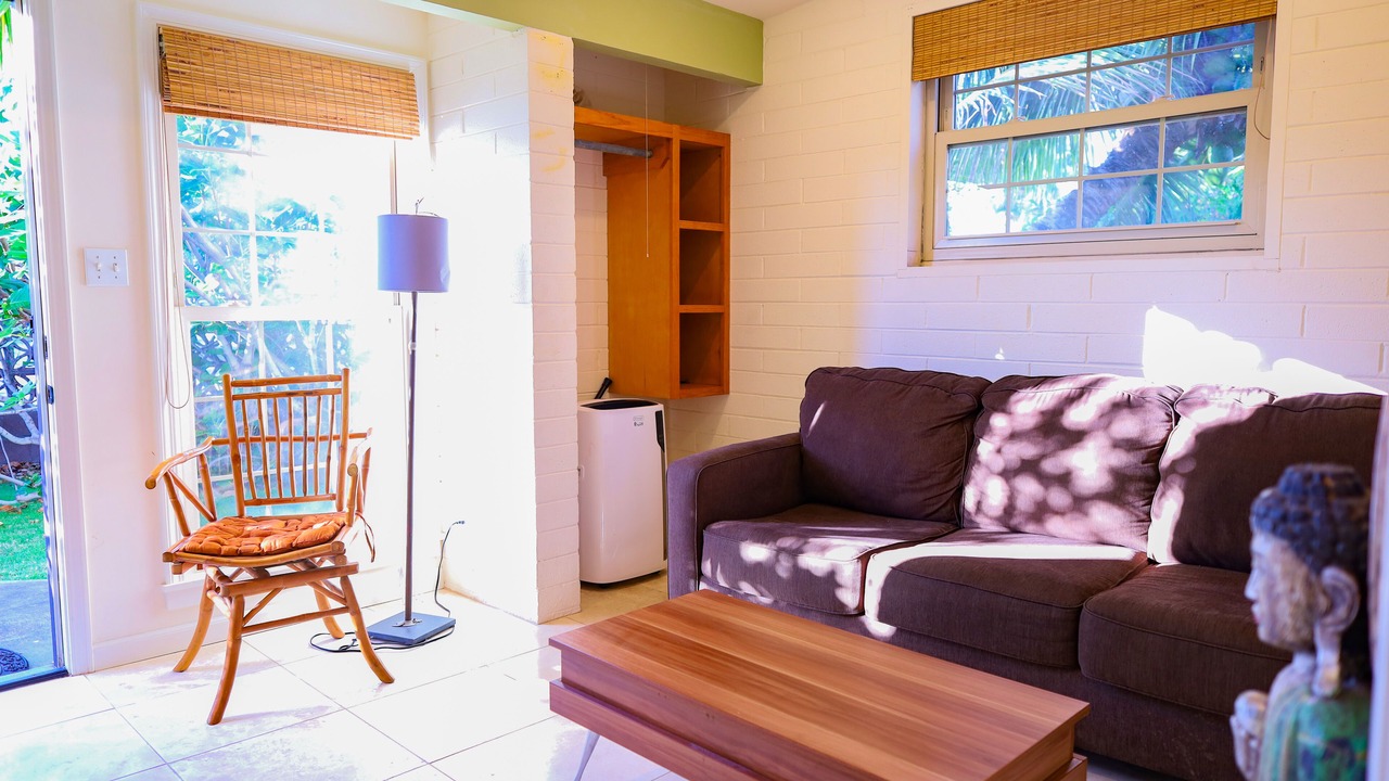 Photo of Livingroom in Portlock