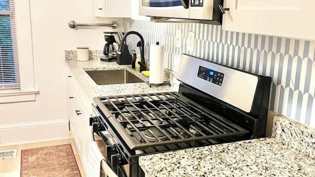 Photo of Kitchen in Midtown