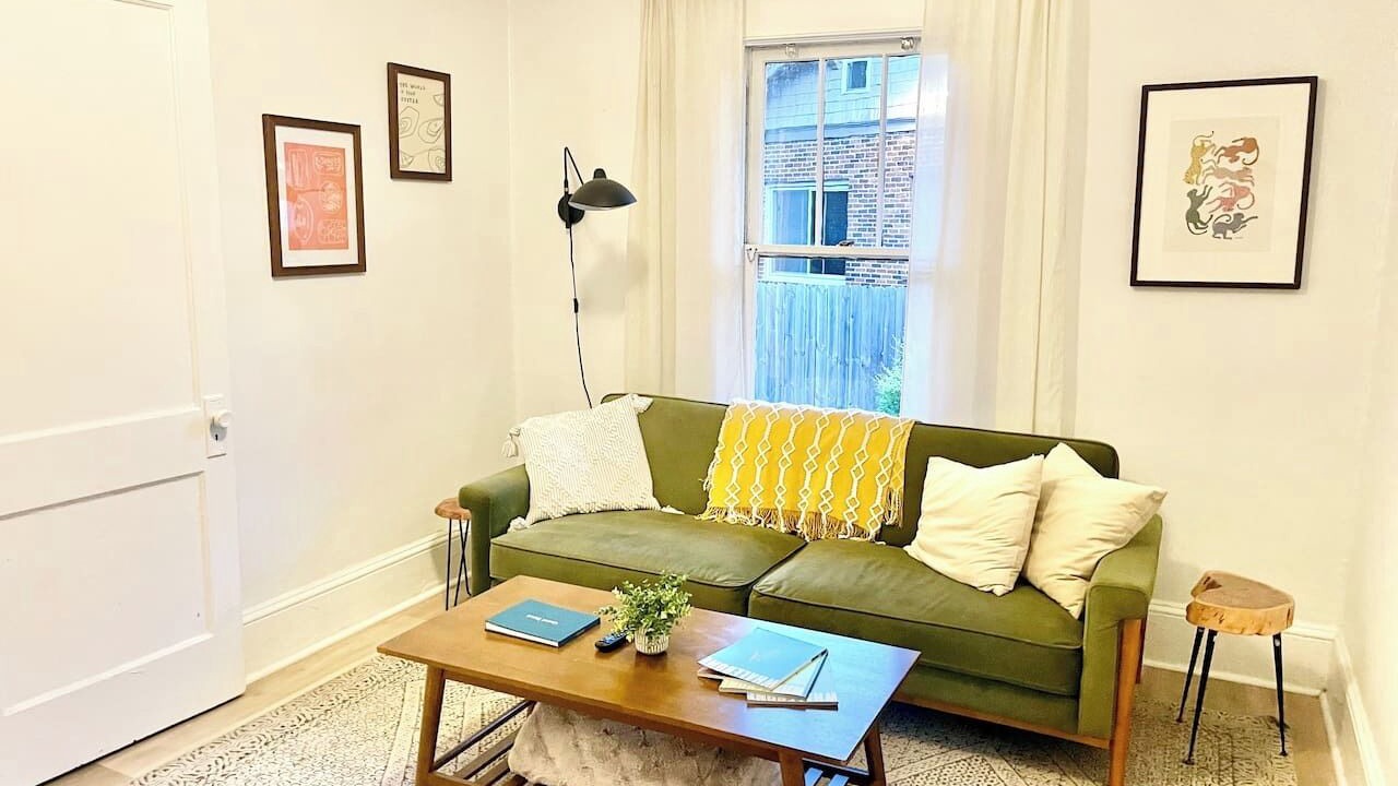 Photo of Livingroom in Midtown