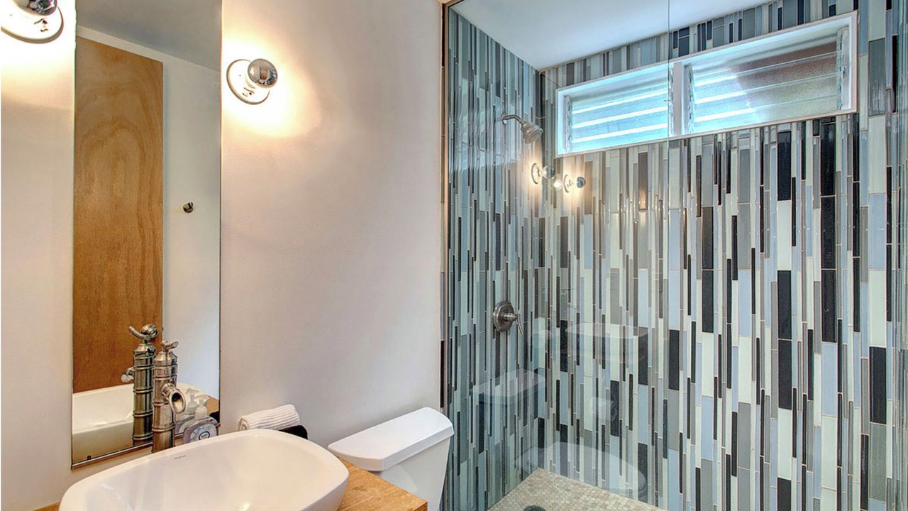 Photo of Bathroom in Kapoho