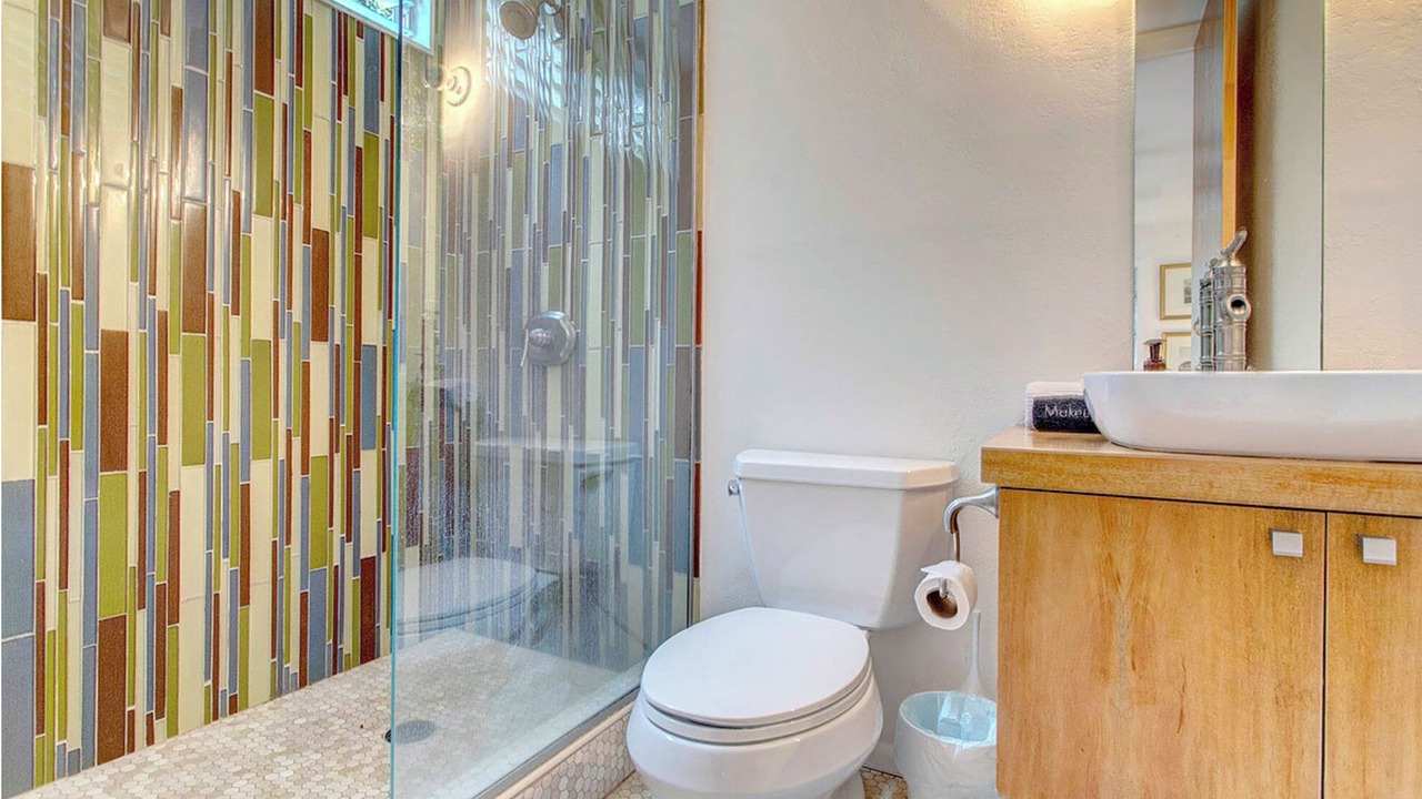 Photo of Bathroom in Kapoho