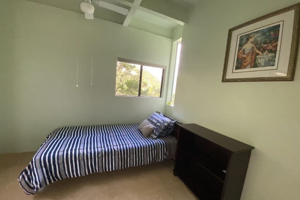 Photo of Bedroom in Waialae Iki Ridge